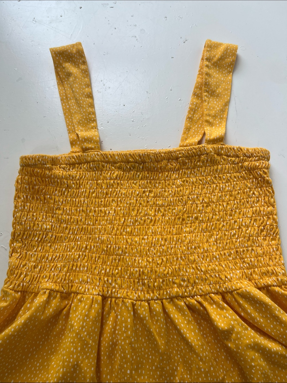 Express Medium Yellow White Fleck Pattern Stretchy Flowy Chunky Strap Blouse - Picture 4 of 5